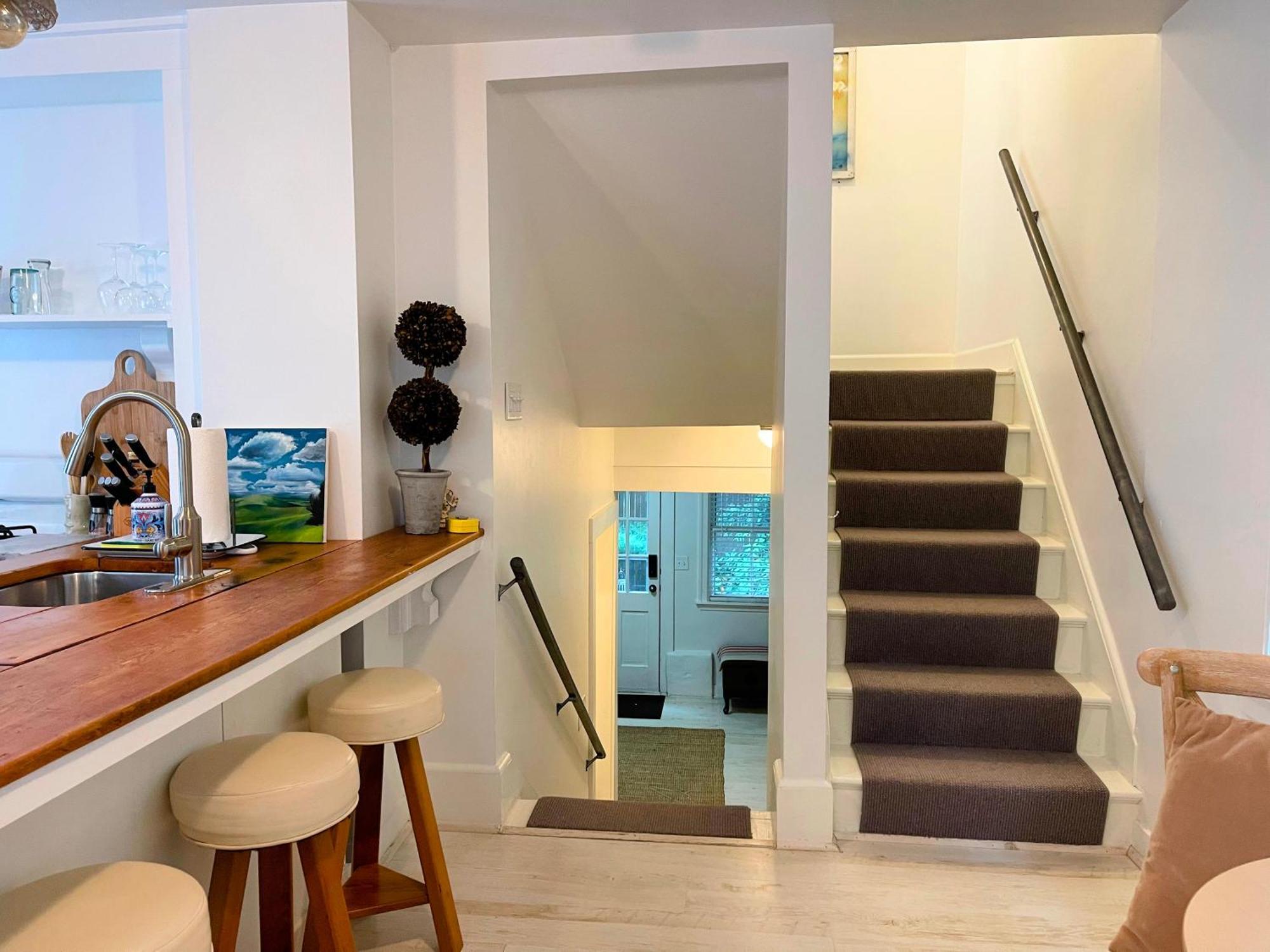 An Authentic, Rustic Luxurious Little Single Family Home In Old Town. All Yours. Marblehead Exterior photo